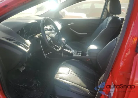 2014 Ford Focus Se из США, поврежденный, VIN 1FADP3K2XEL326431